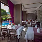 מלון Juniper איסמלר